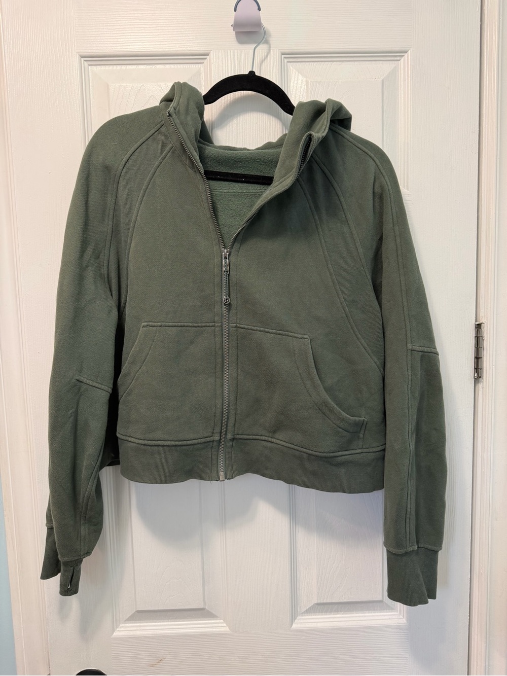 Lululemon zip-up cropped scuba